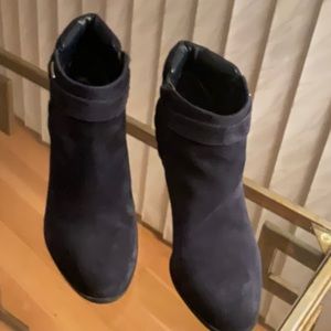 Alfani Navy 	Boots Size 9 M. Like New